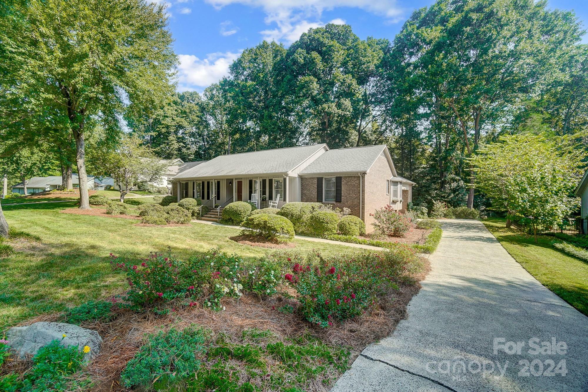 Property Photo:  7017 Cool Springs Lane  NC 28226 