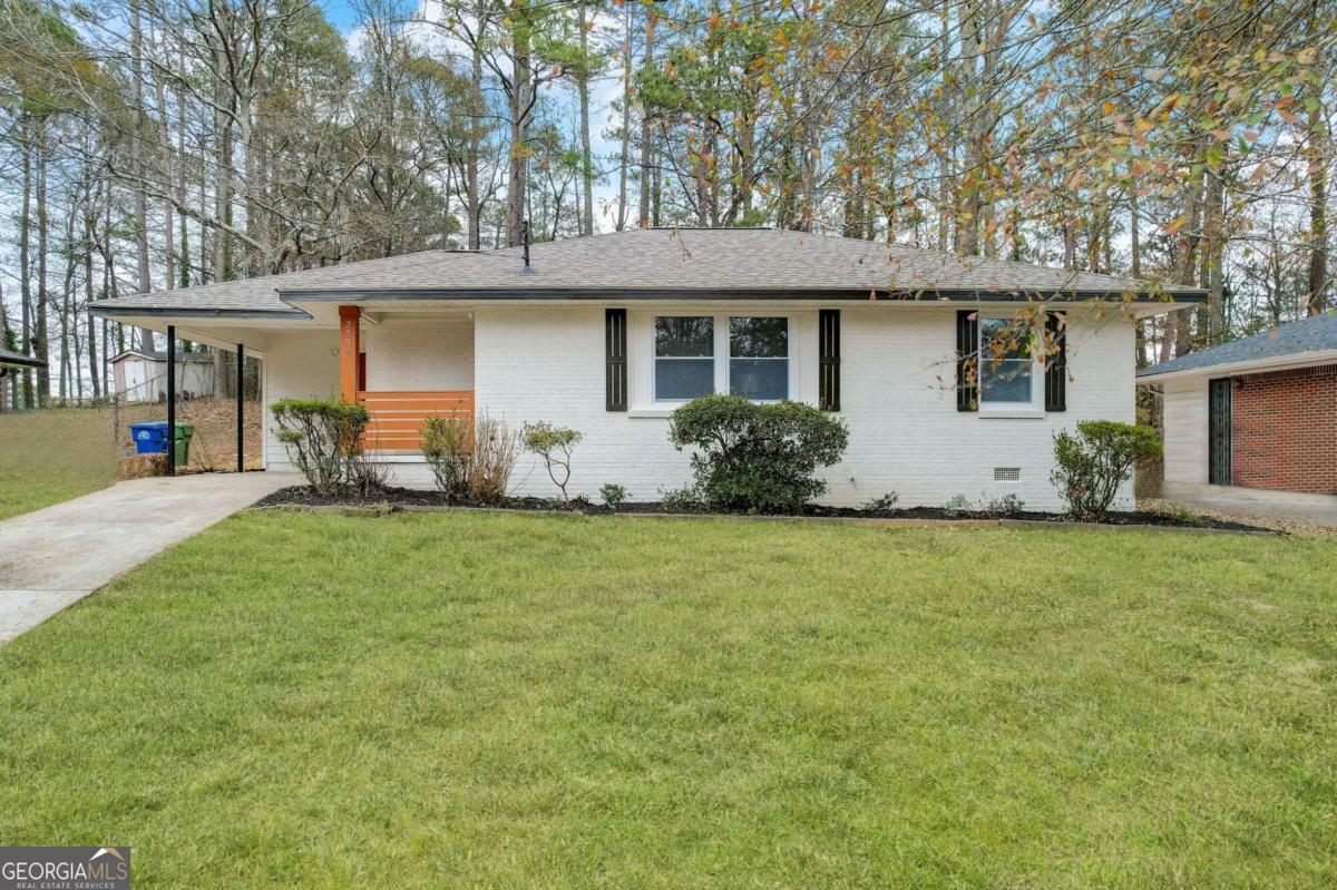 Property Photo:  2730 Fairlane Drive SE  GA 30354 