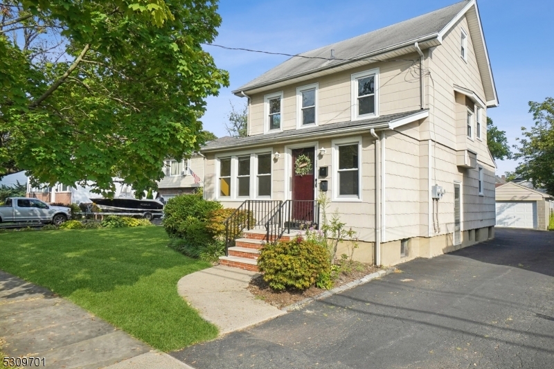 Property Photo:  525 Downer Street 2  NJ 07090 