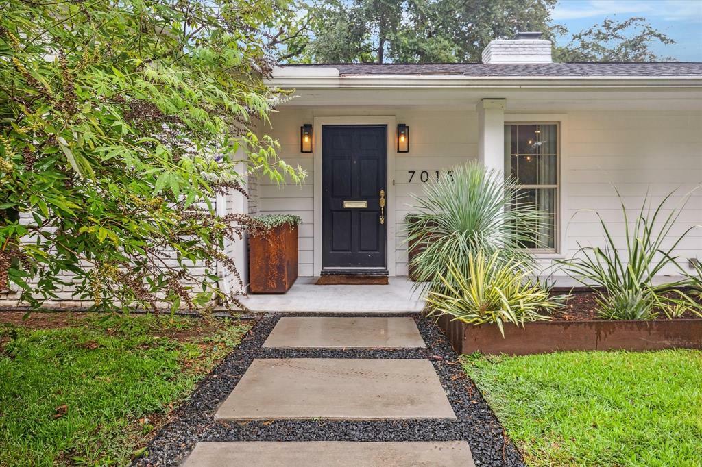 Property Photo:  7015 Shavelson Street  TX 77055 