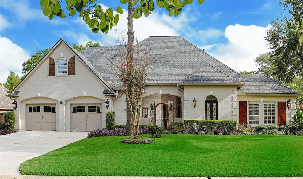 Property Photo:  31 Pebble Cove Drive  TX 77381 