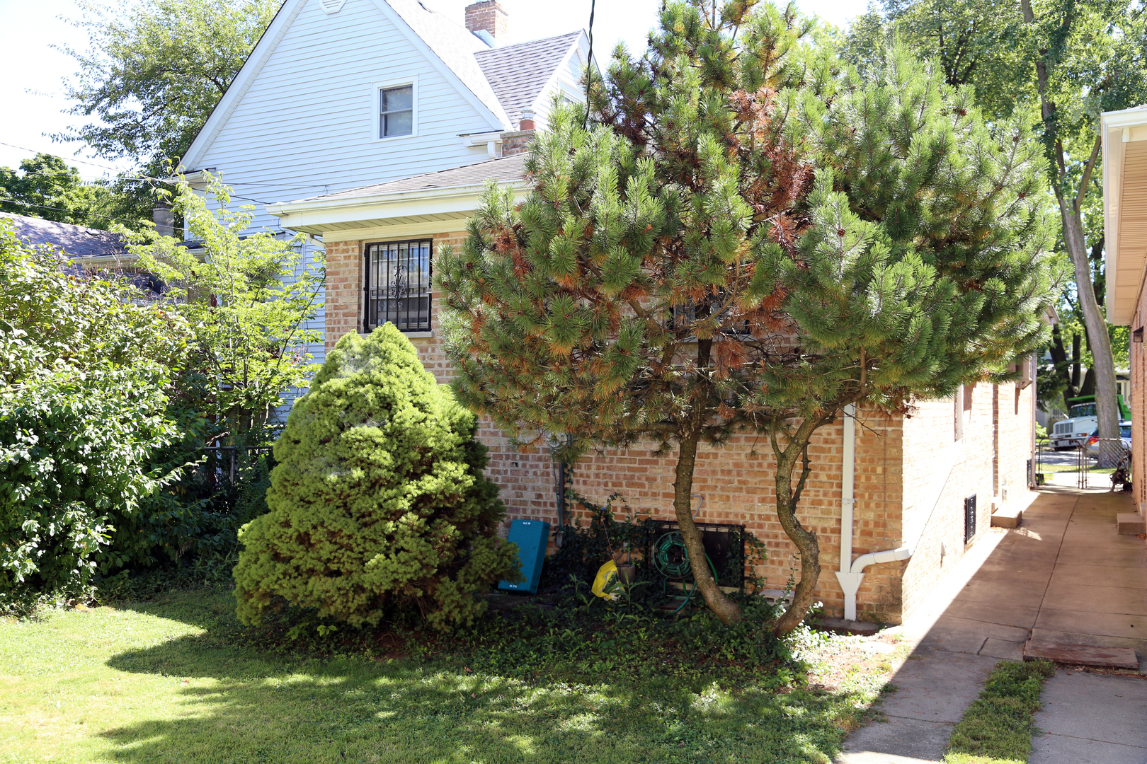 Property Photo:  4642 N Kennicott Avenue  IL 60630 