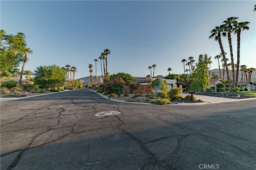 Property Photo:  71345 Kempton Avenue  CA 92270 