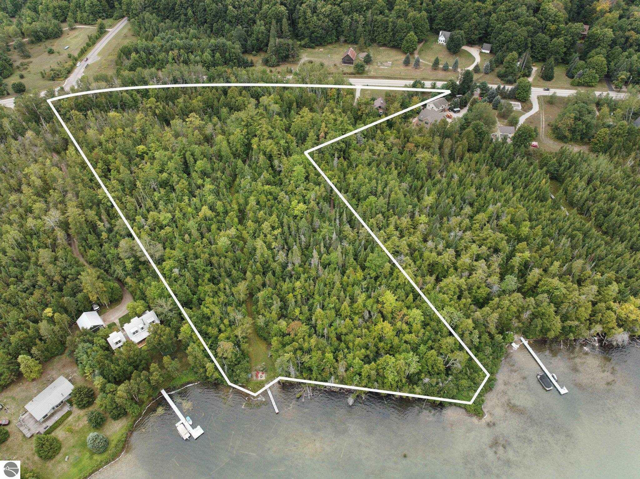 Property Photo:  150 W Harbor Highway  MI 49664 