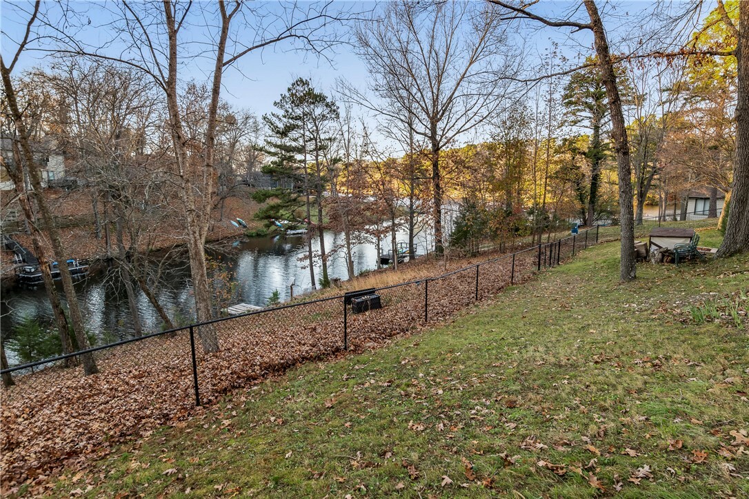 Property Photo:  3 Itetbury Lane  AR 72714 