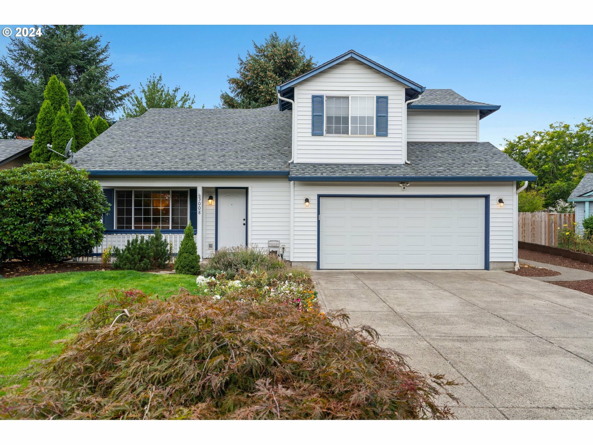 Property Photo:  3008 NE 158th Ct  WA 98682 