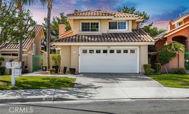 Property Photo:  870 E Buchanan Court  CA 92821 