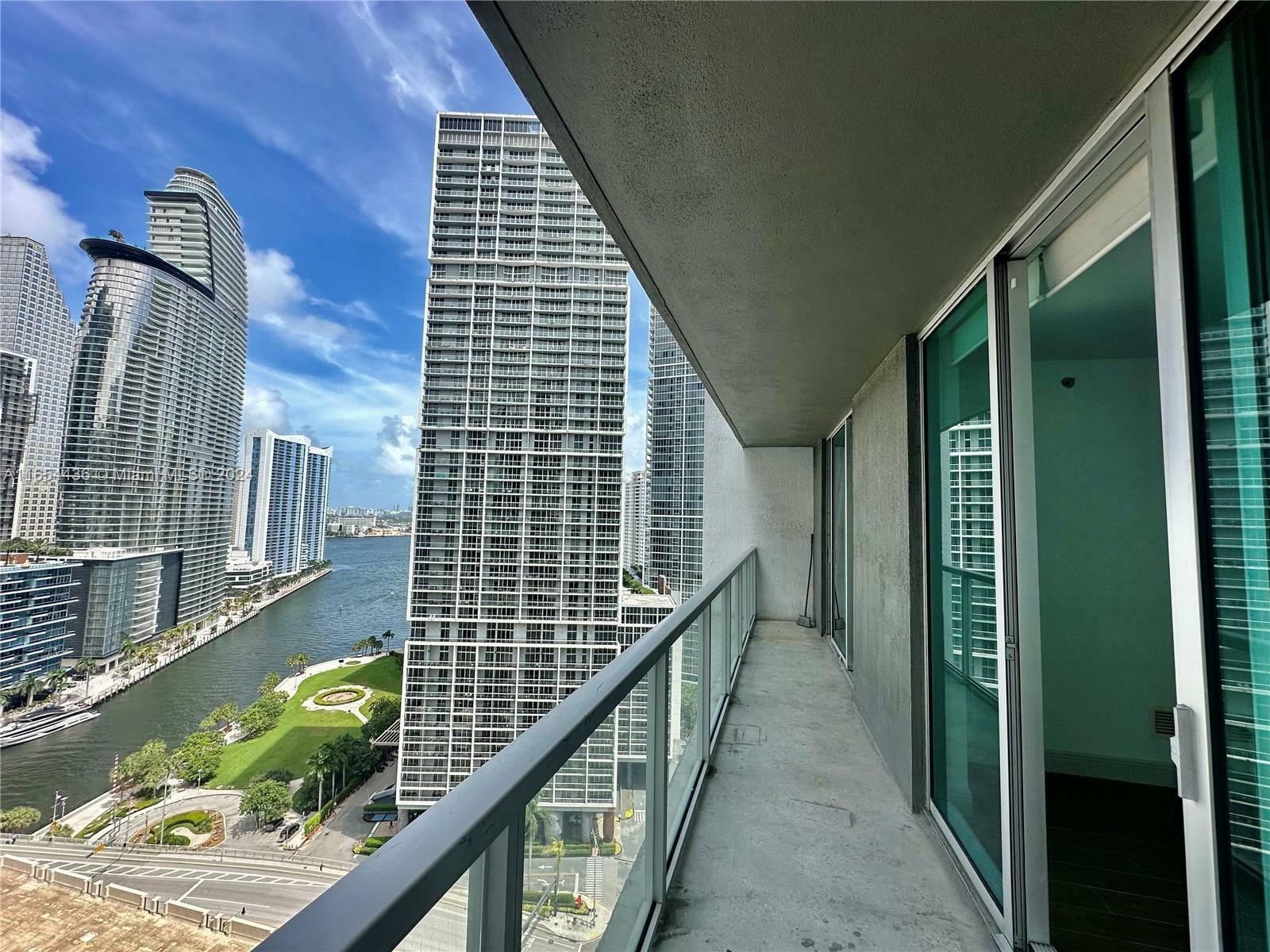 500 Brickell Ave 2407  Miami FL 33131 photo