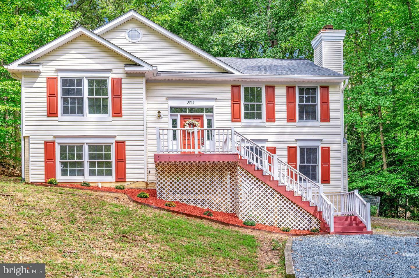 Property Photo:  3218 Titanic Drive  VA 22554 