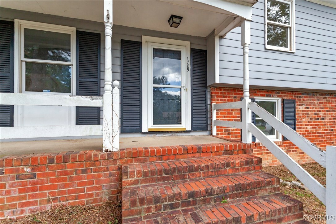 Property Photo:  1705 Lauderdale Drive  VA 23238 