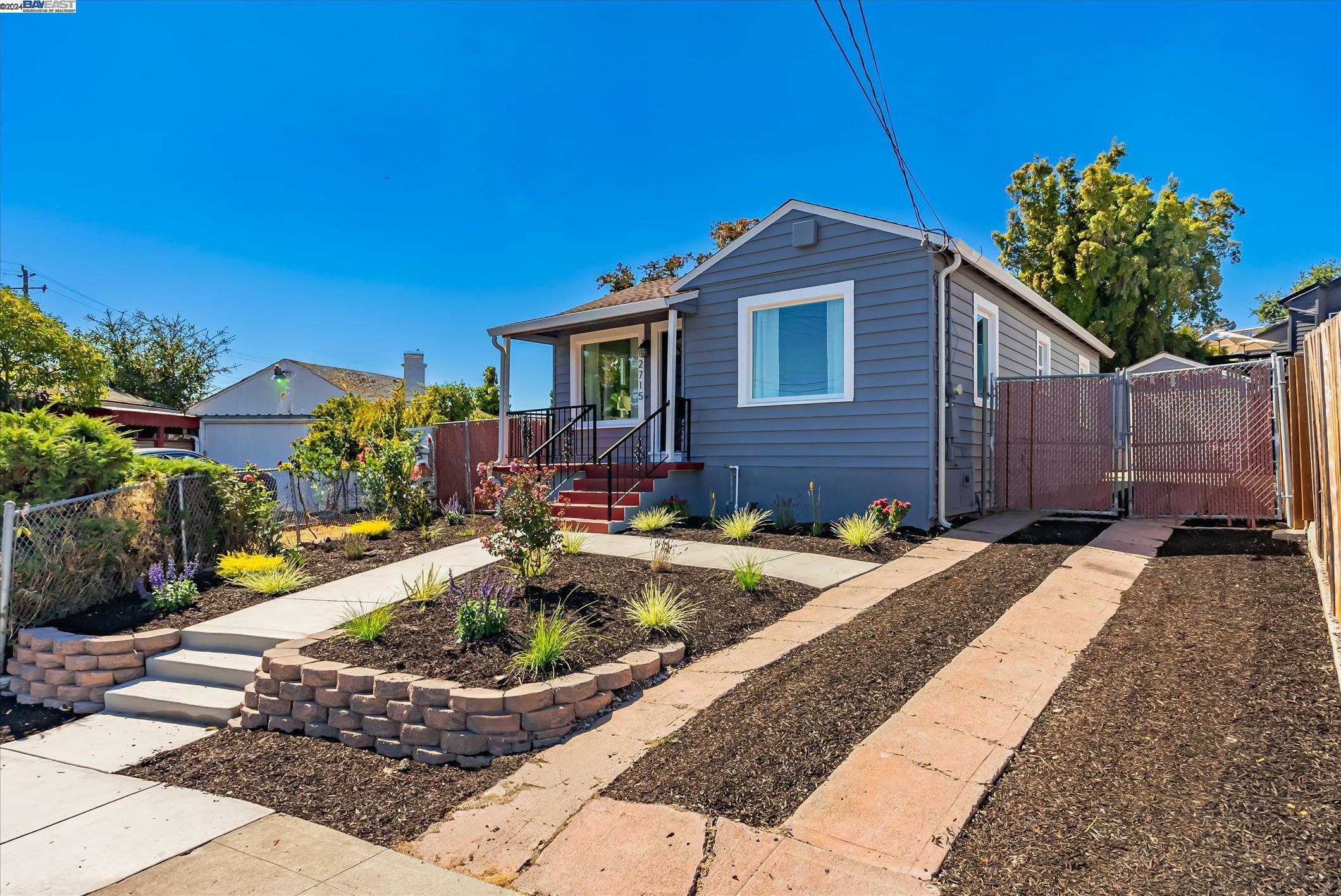 Property Photo:  2715 Frazier Avenue  CA 94605 