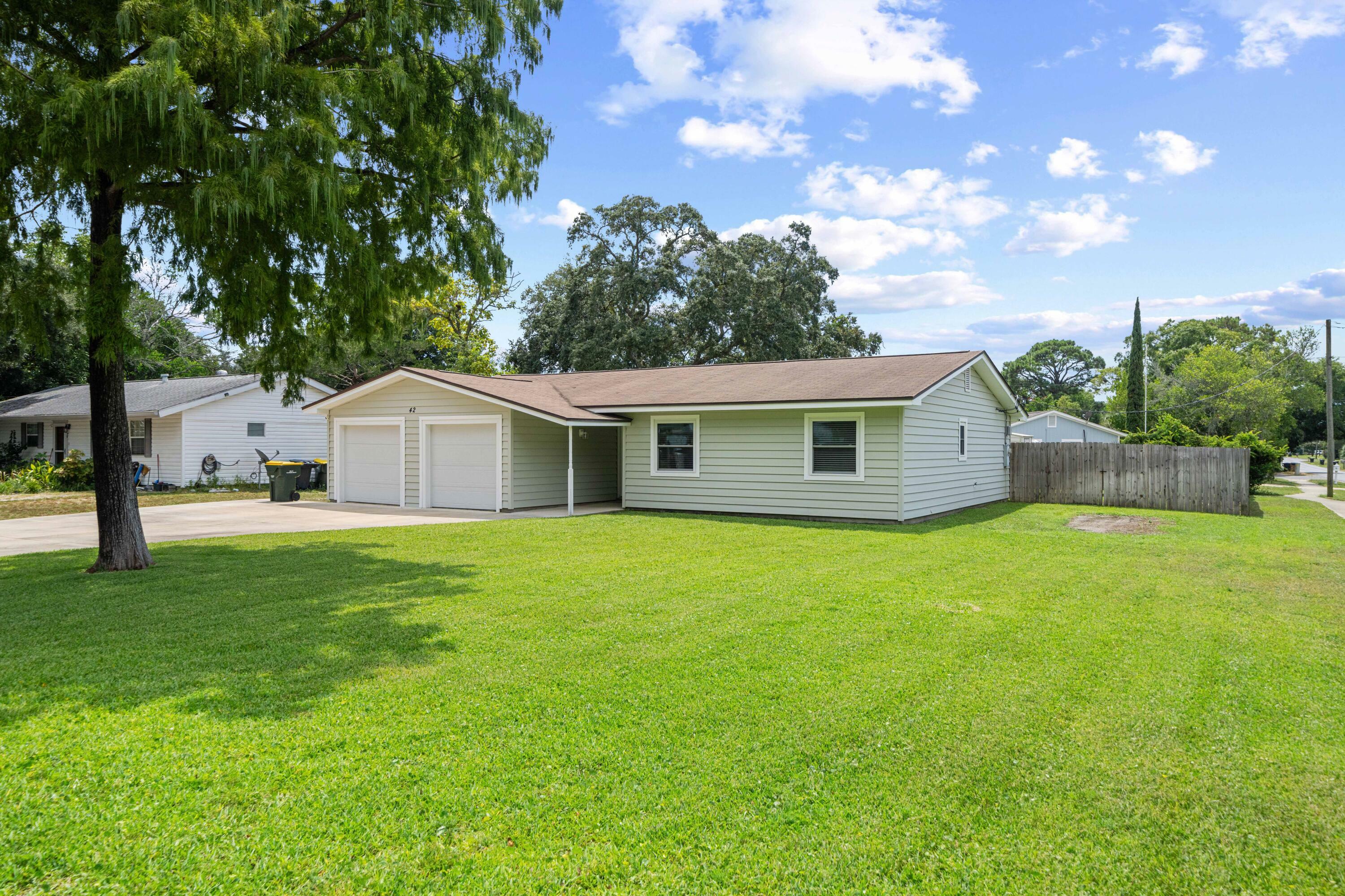 42 NW Holmes Boulevard  Fort Walton Beach FL 32548 photo