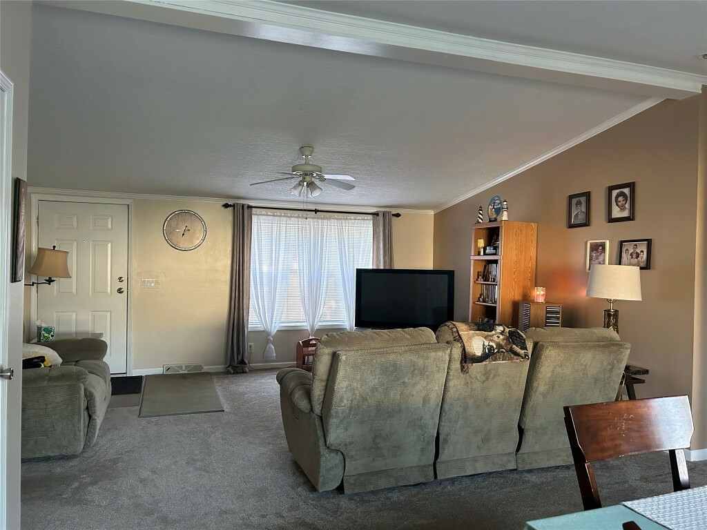 Property Photo:  150 Honeybrook Circle E  PA 16417 