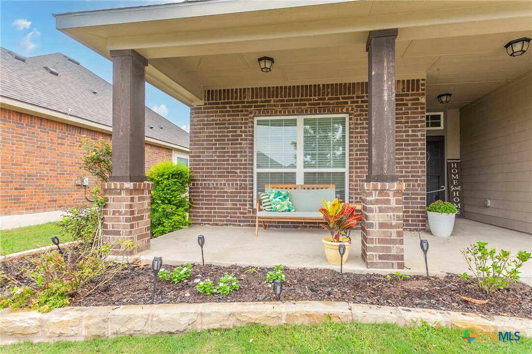 Property Photo:  604 Wyndcrest Drive  TX 76502 