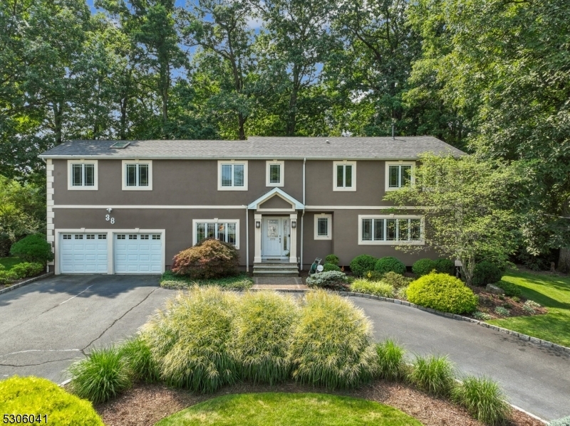 Property Photo:  38 Blackstone Dr  NJ 07039 