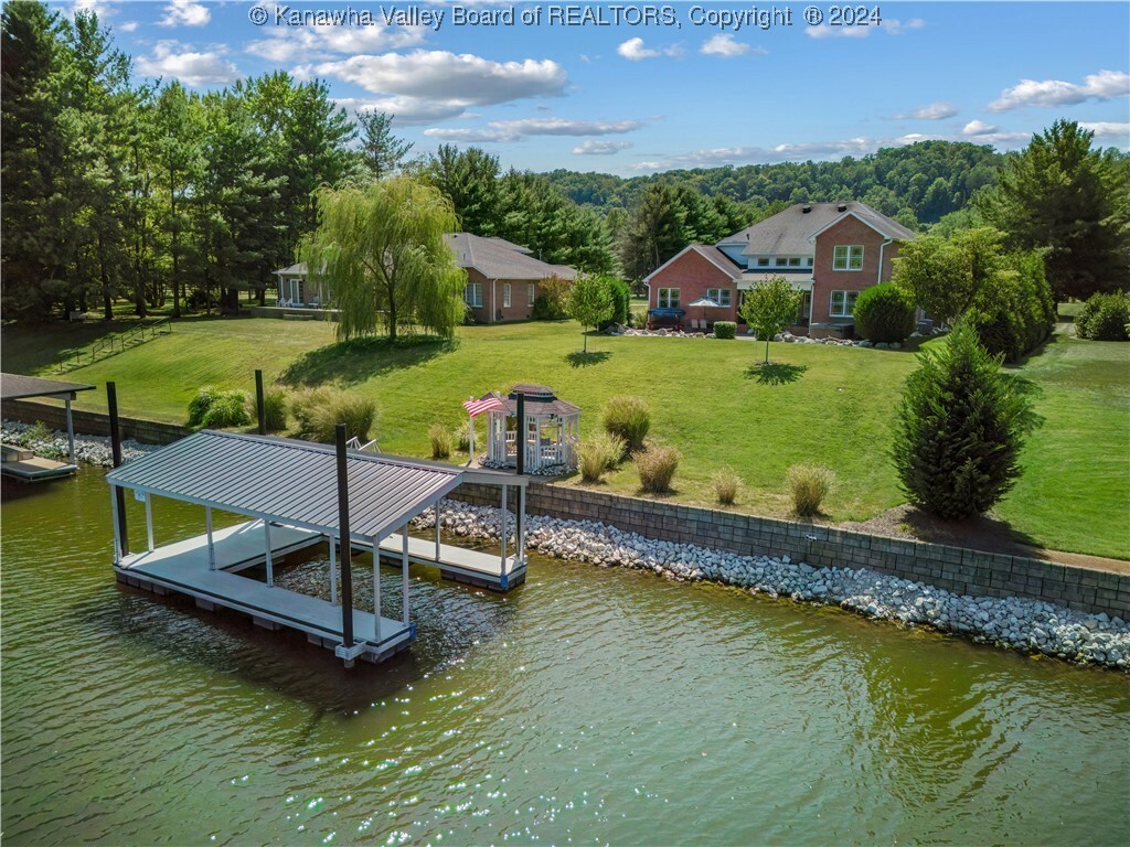 Property Photo:  226 Peyton Circle  WV 25213 