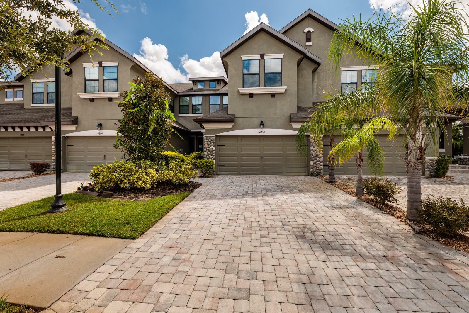 Property Photo:  4752 Wandering Way  FL 33544 