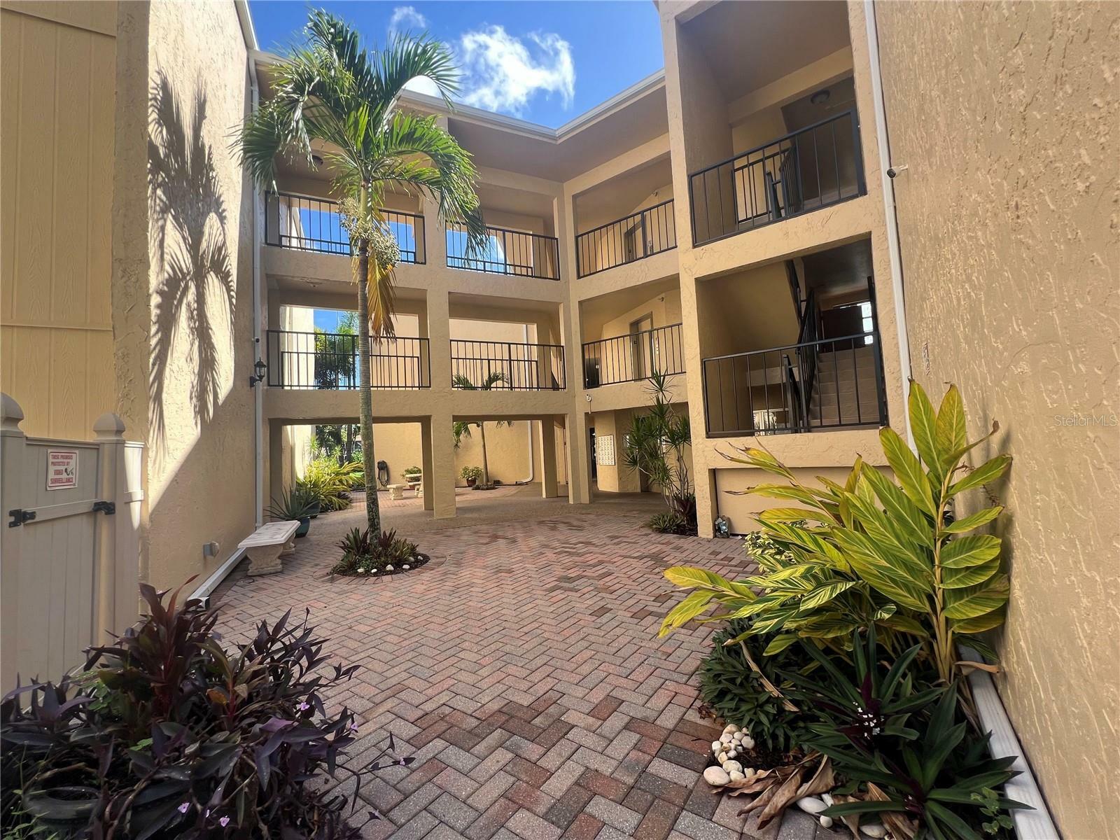 Property Photo:  612 Bird Bay Drive S 111  FL 34285 