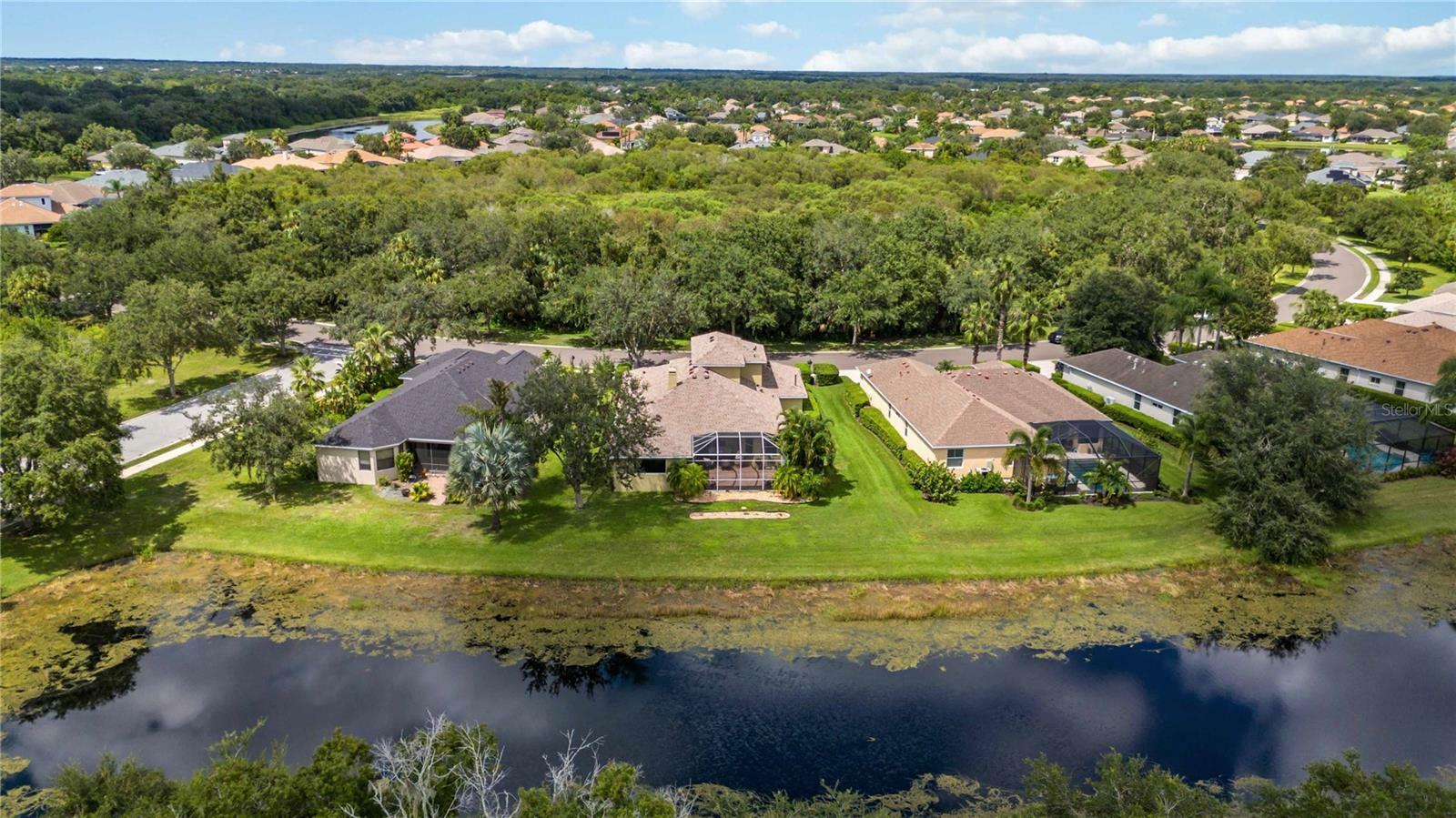 Property Photo:  432 Snapdragon Loop  FL 34212 