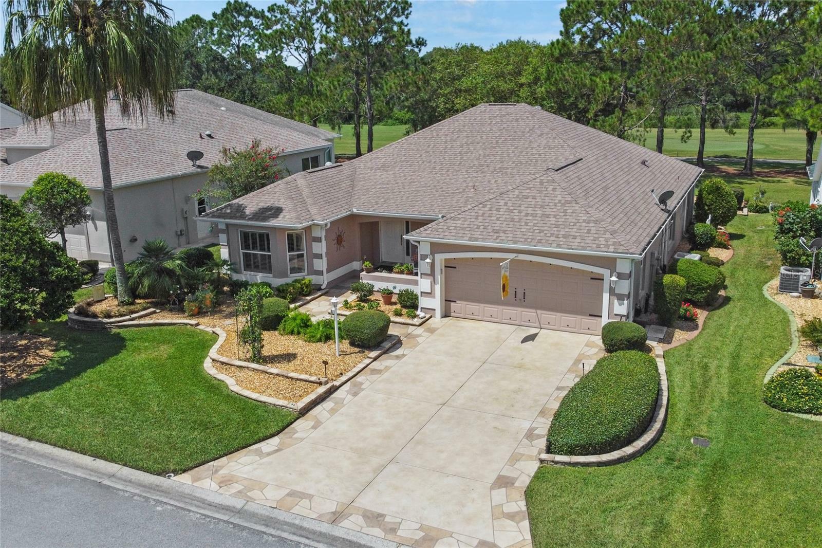 Property Photo:  414 Carrera Drive  FL 32159 