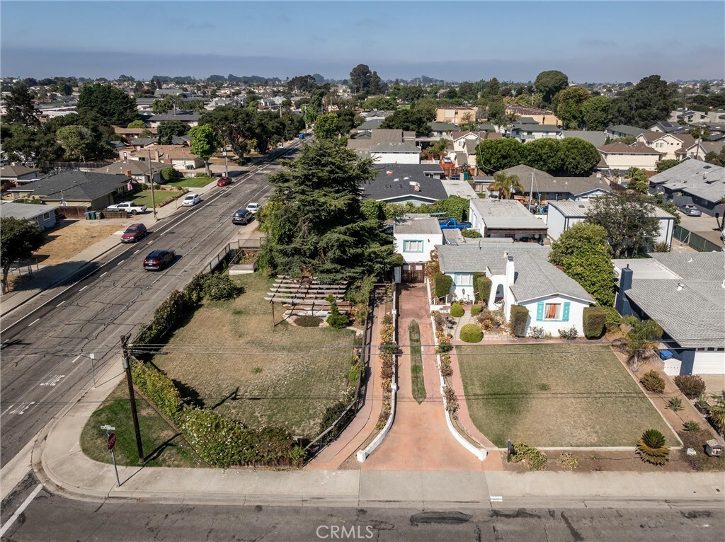 Property Photo:  386 Walnut Street  CA 93420 