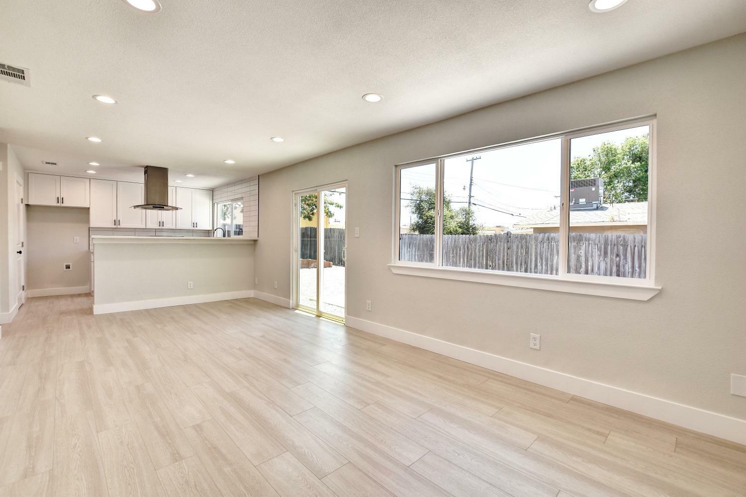 Property Photo:  8040 Oak Forest Street  CA 95621 