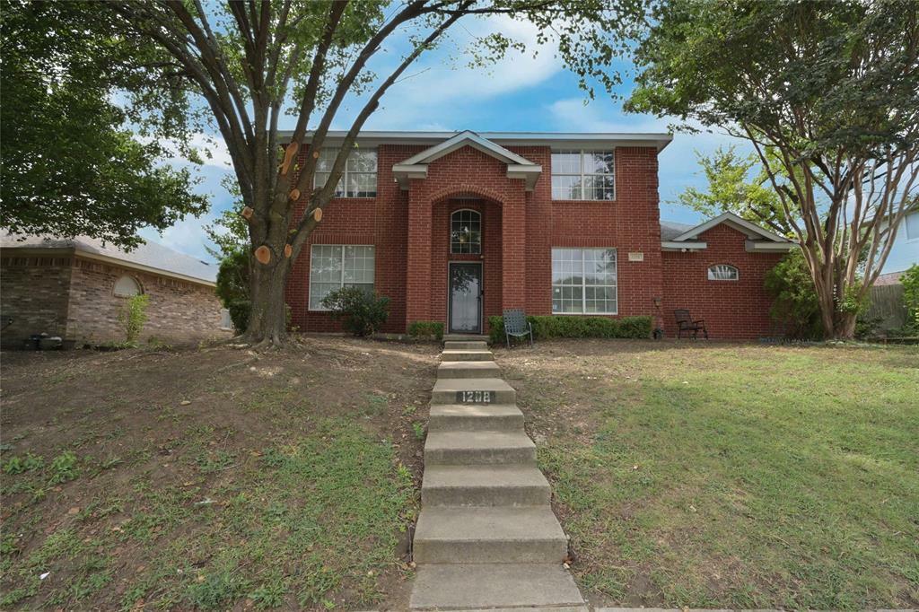 Property Photo:  1208 Weaver Street  TX 75104 