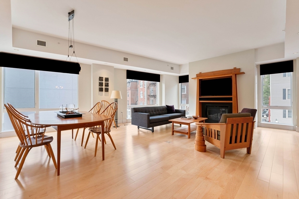 Property Photo:  50 Fleet Street 302  MA 02109 