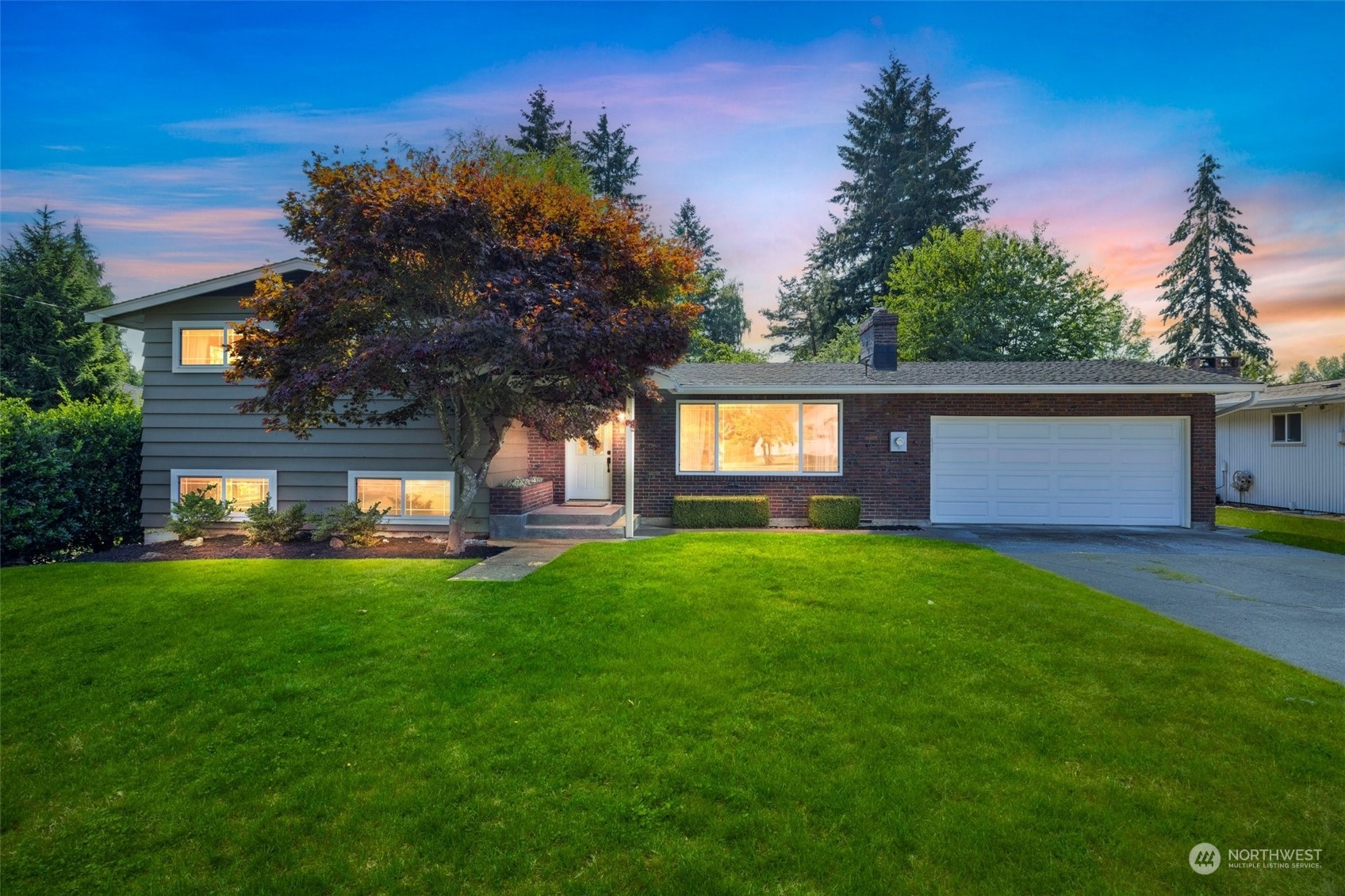 Property Photo:  1914 4th Avenue NW  WA 98371 