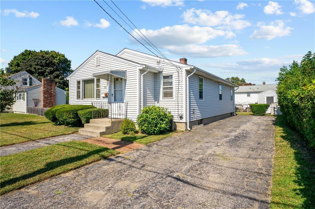 Property Photo:  71 Hunter Avenue  RI 02919 