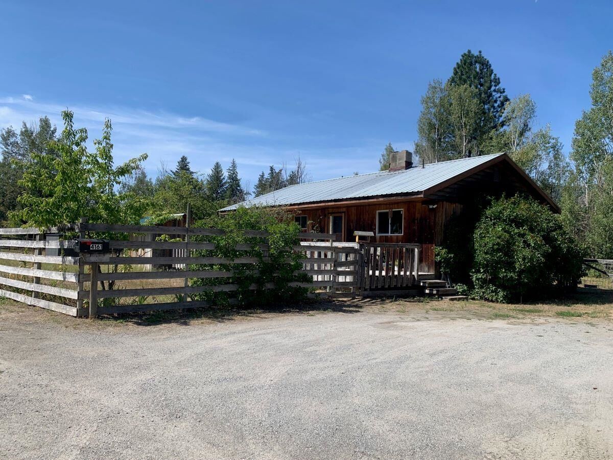 Property Photo: 4162 Old Hwy Rd WA 99157