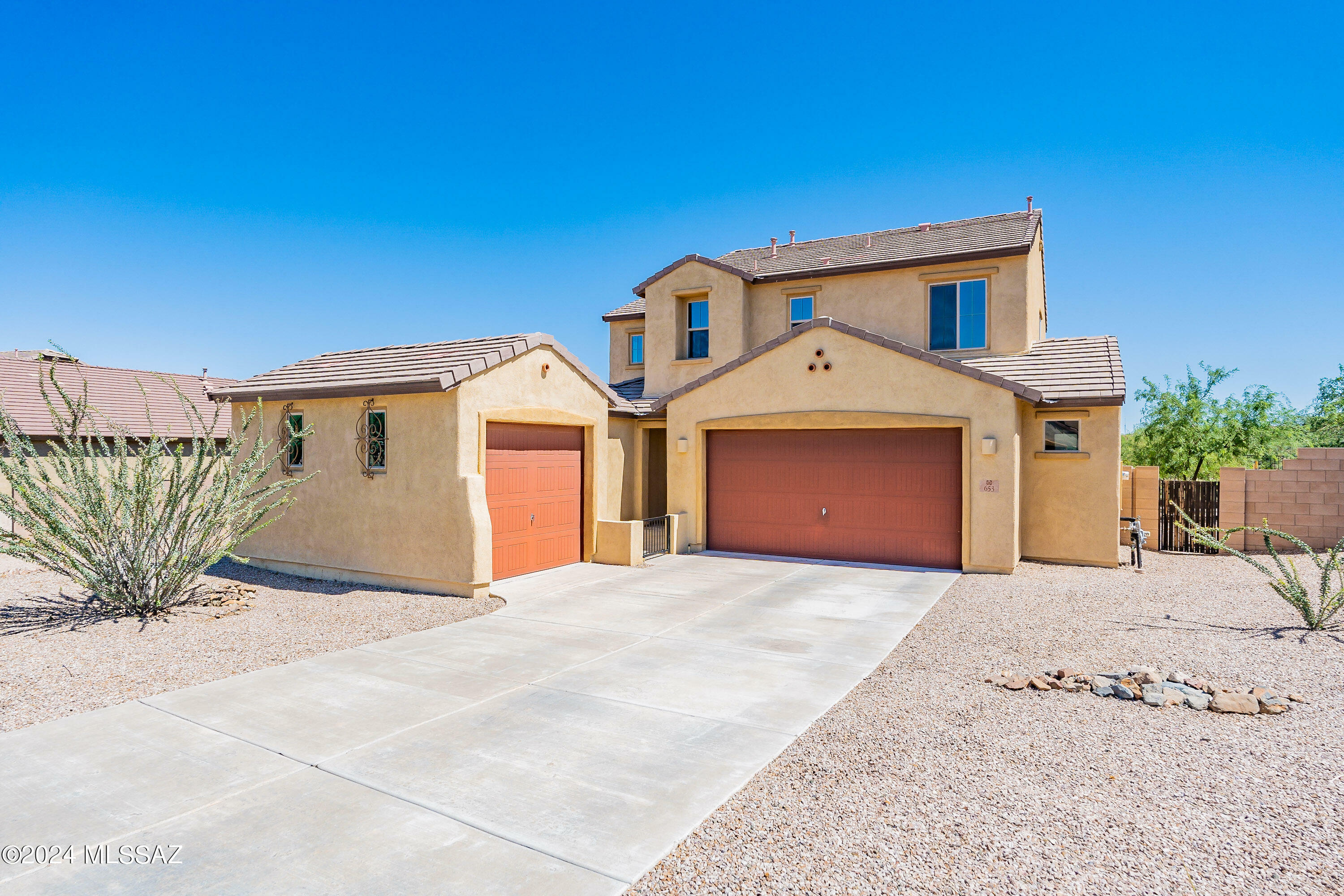 Property Photo:  653 S Desert Haven Road  AZ 85641 