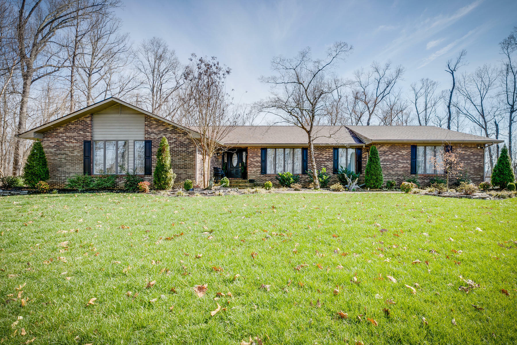 Property Photo:  3030 Sandridge Drive  TN 37663 