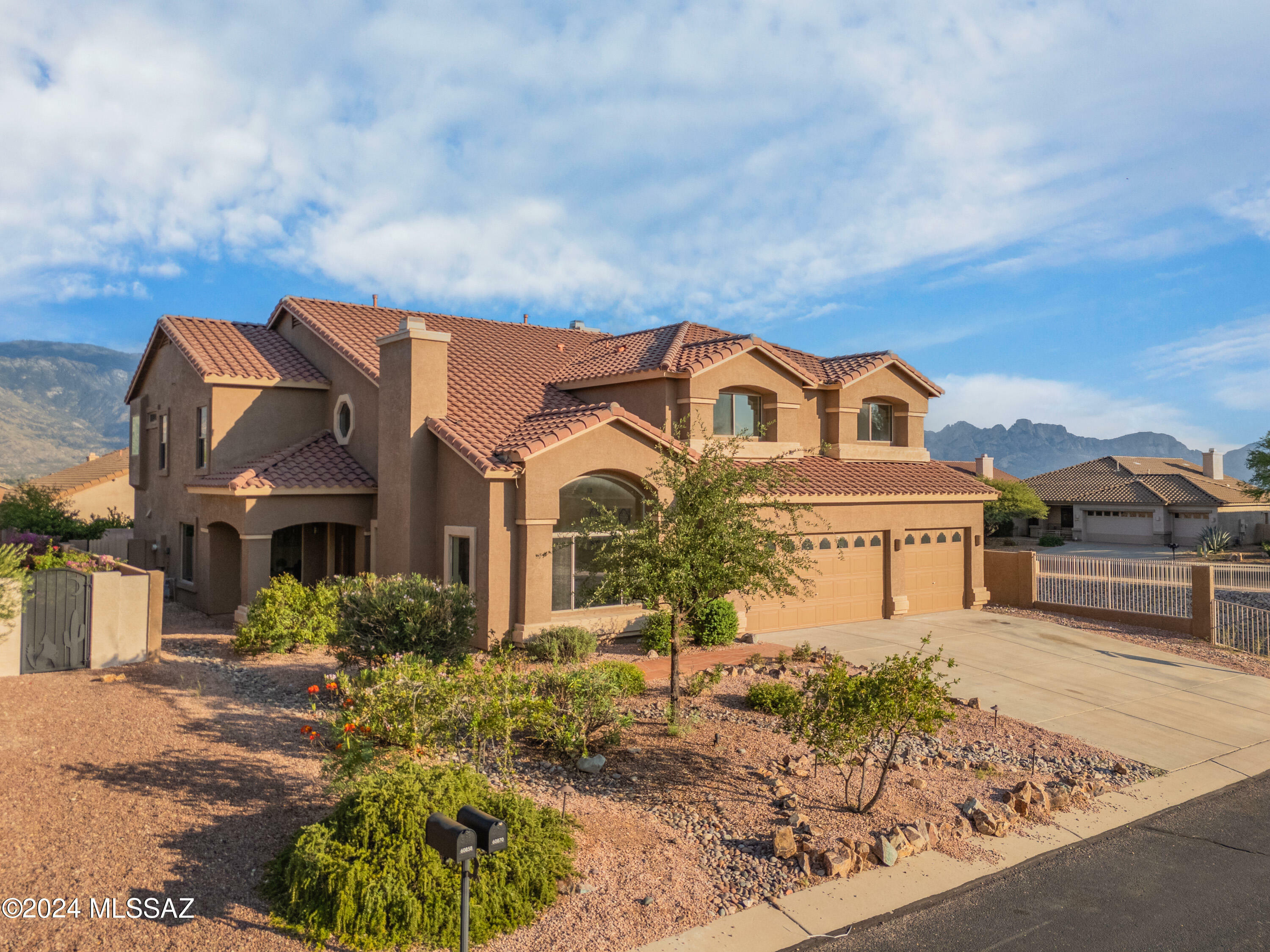 Property Photo:  60870 E Rock Ledge Loop  AZ 85739 