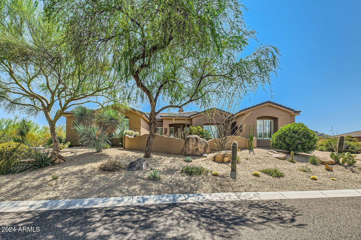 11547 E Cavedale Drive  Scottsdale AZ 85262 photo