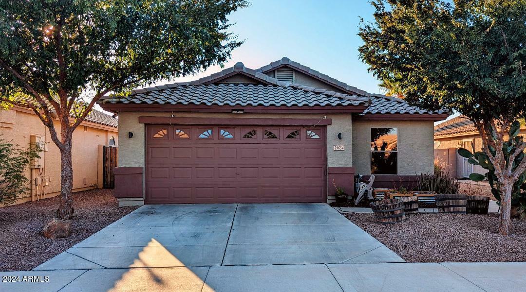 Property Photo: 29654 N Broken Shale Drive AZ 85143