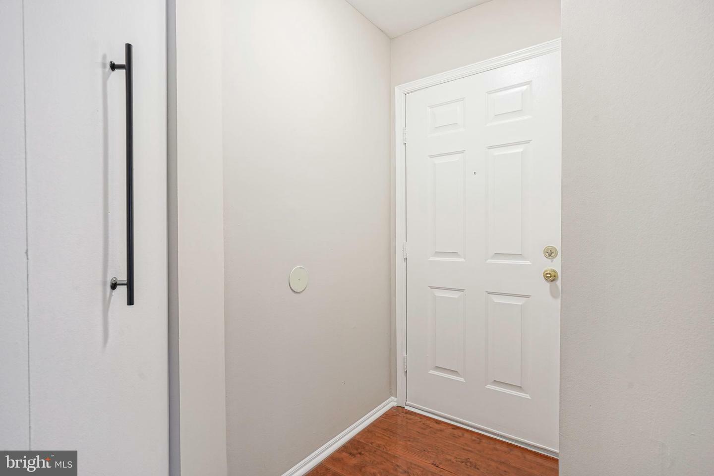 Property Photo:  807 Harwood Court A  NJ 08054 