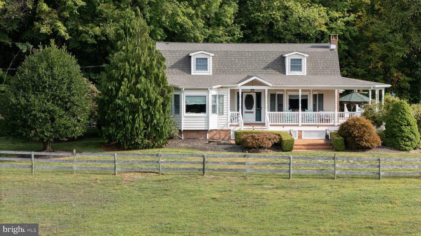 Property Photo:  23 Meirs Road  NJ 08514 