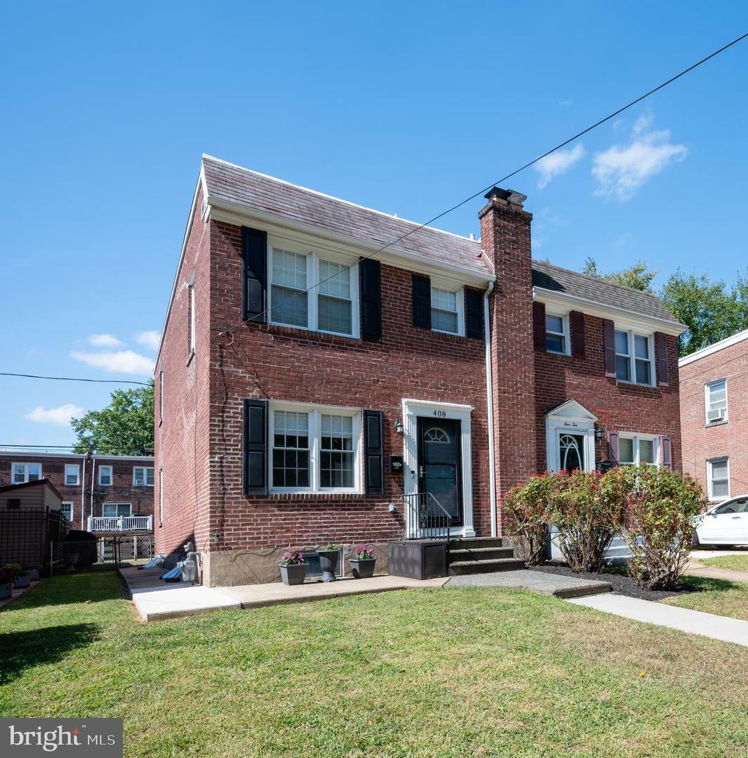 Property Photo: 408 W Matson Run Pky DE 19802