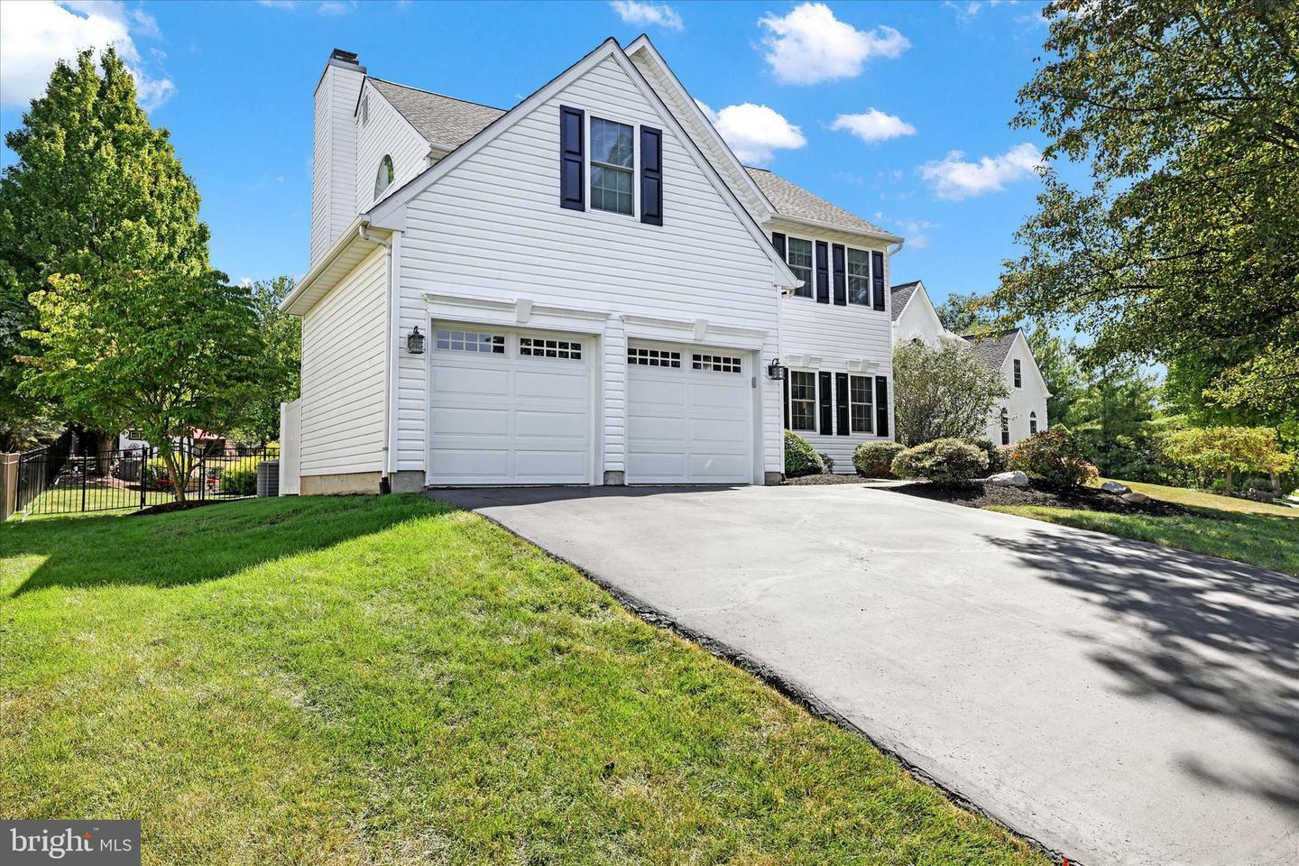 Property Photo:  1205 Scarlet Oak Drive  PA 18914 