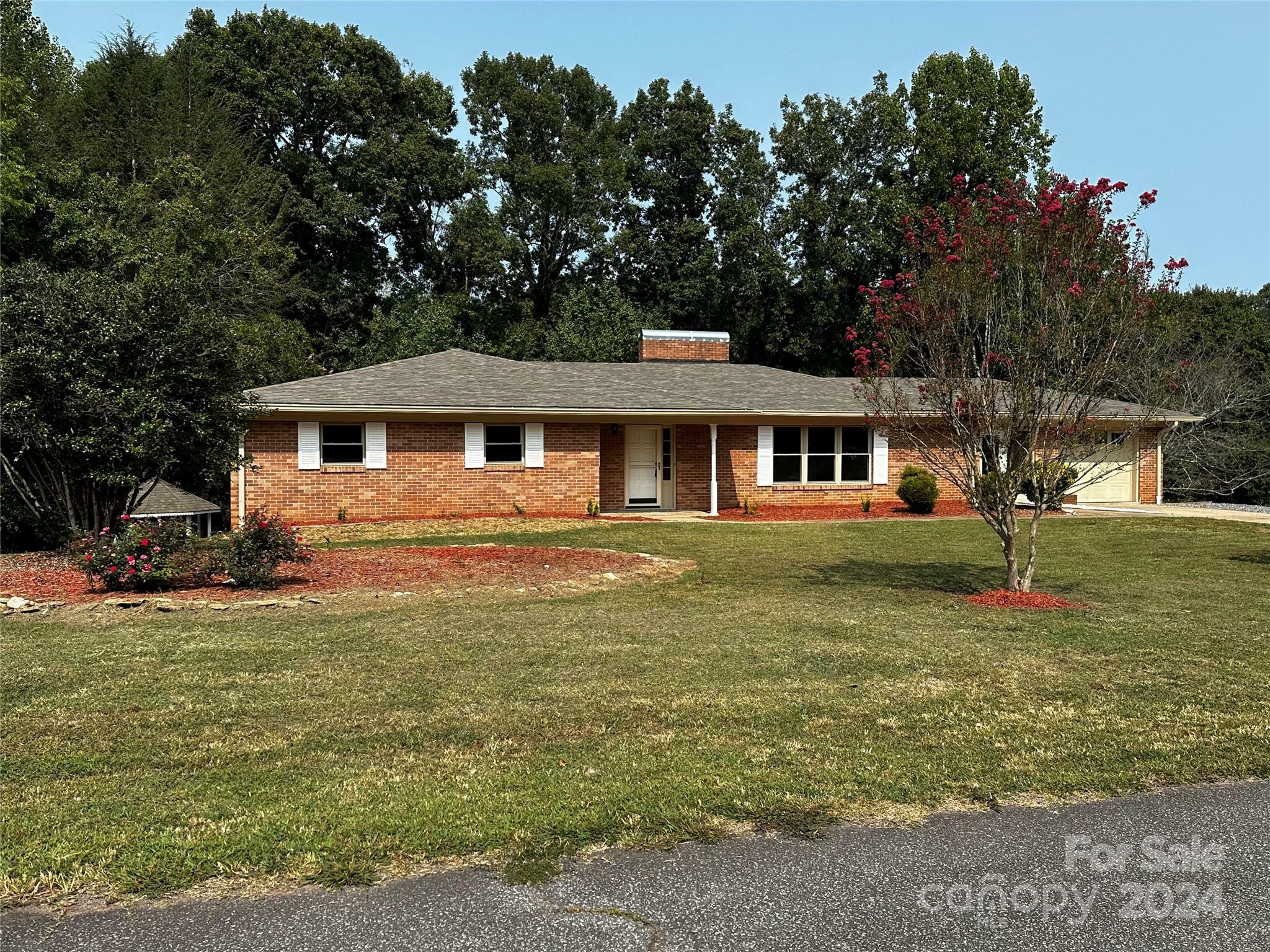 174 Huntington Drive  Hudson NC 28638 photo