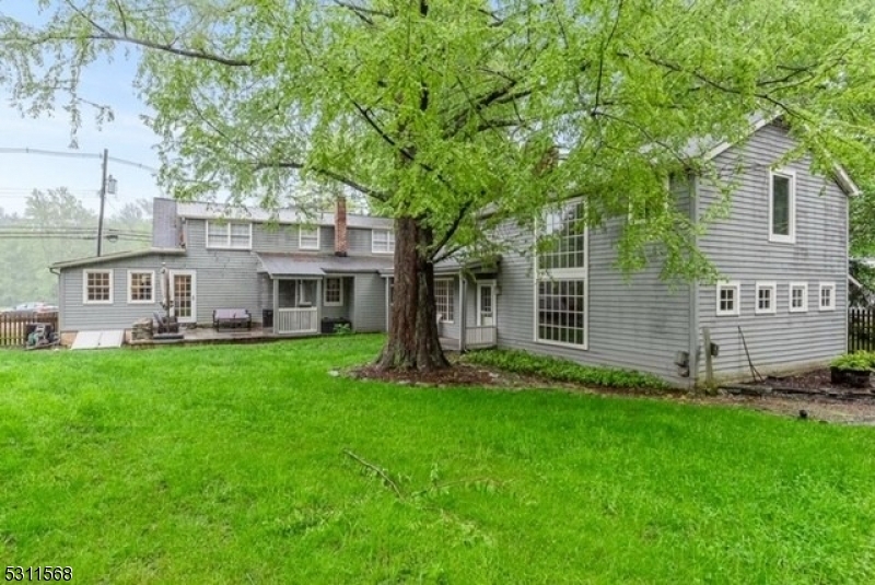 Property Photo:  4 E Main St  NJ 07945 