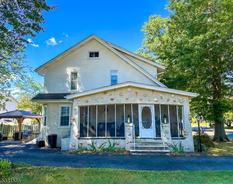 Property Photo:  410 Sycamore St  NJ 07065 