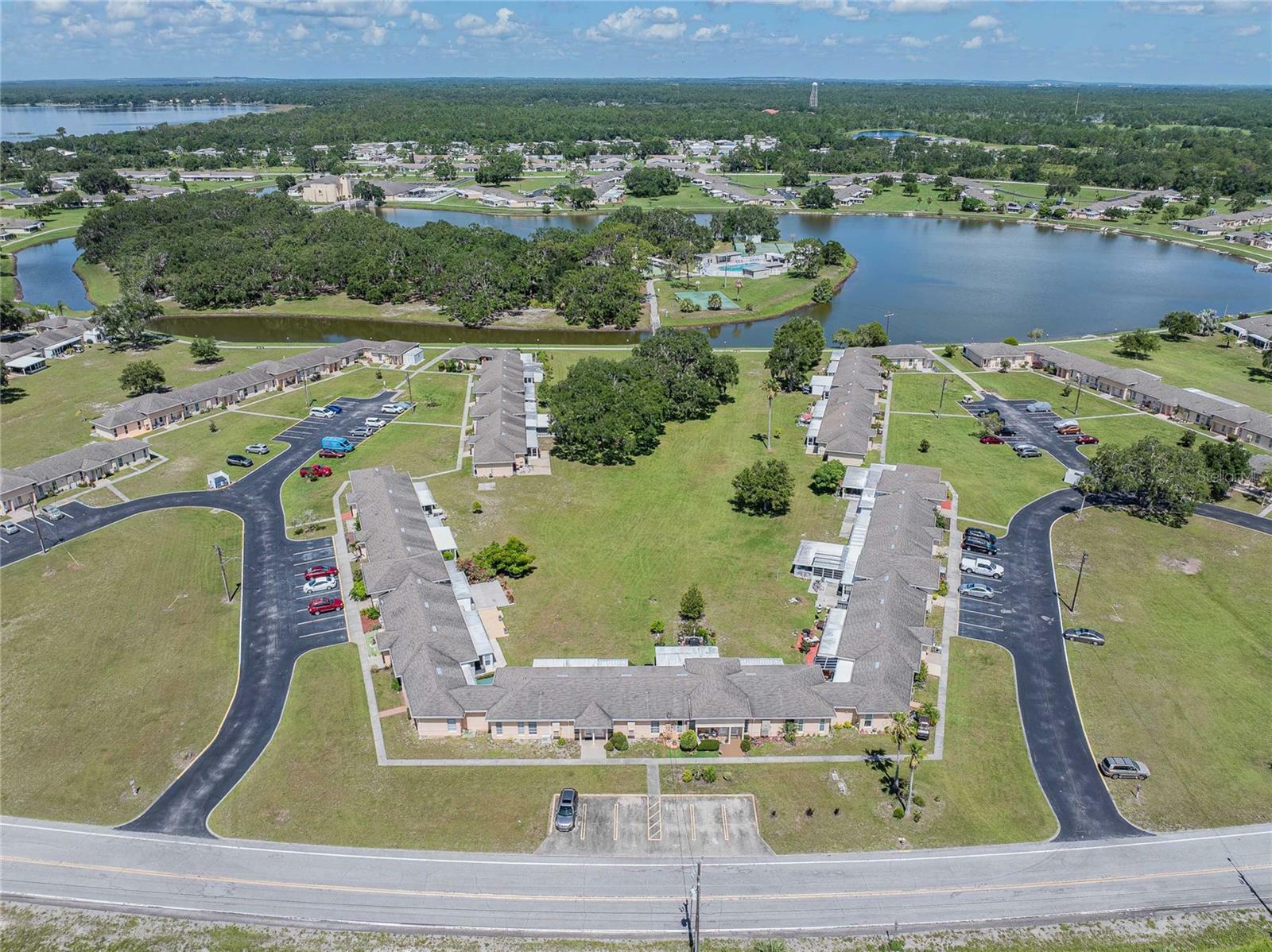 Property Photo: 3421 Club Circle FL 33854