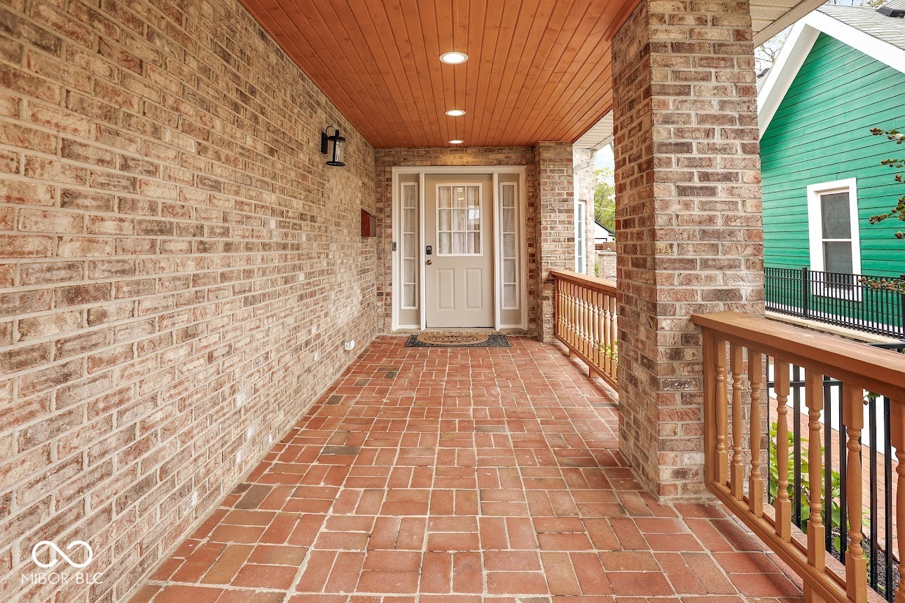 Property Photo: 1817 Bellefontaine Street IN 46202