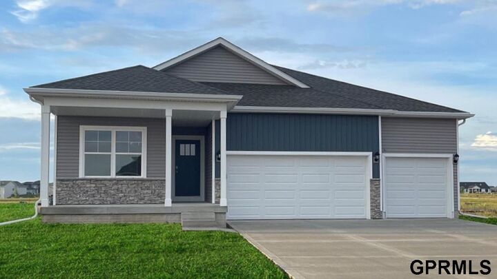 17683 Rose Lane Road  Omaha NE 68136 photo