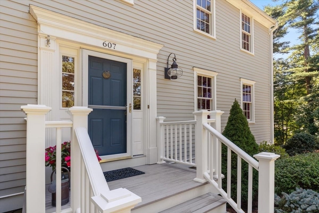 Property Photo:  607 Lincoln St  MA 02332 