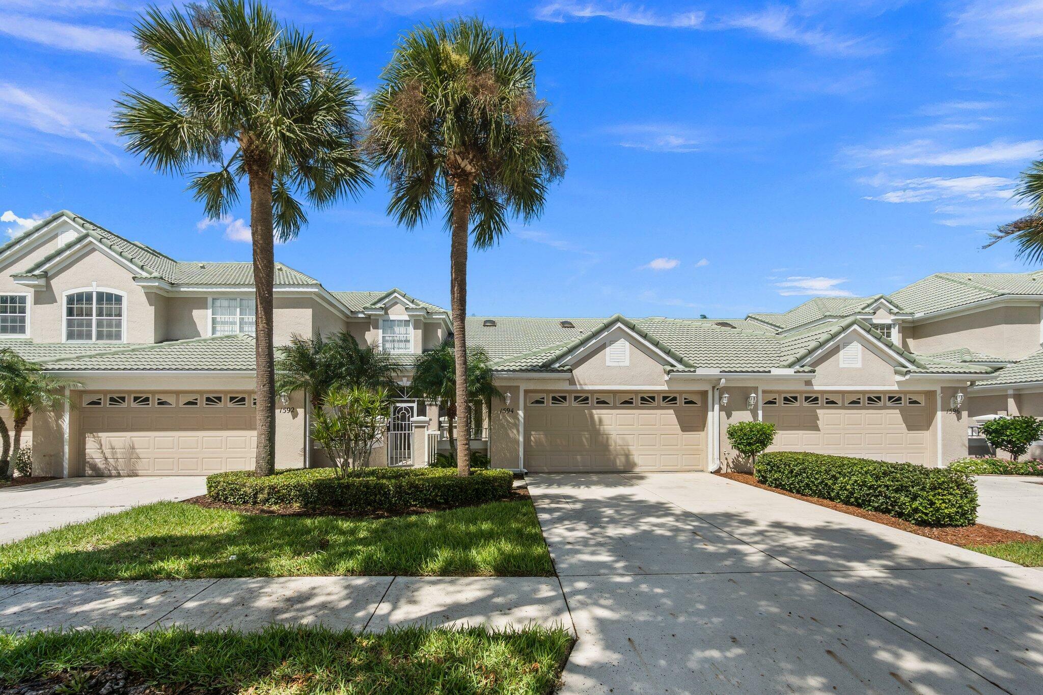 Property Photo:  1594 SW Harbour Isles 77 Circle 77  FL 34986 