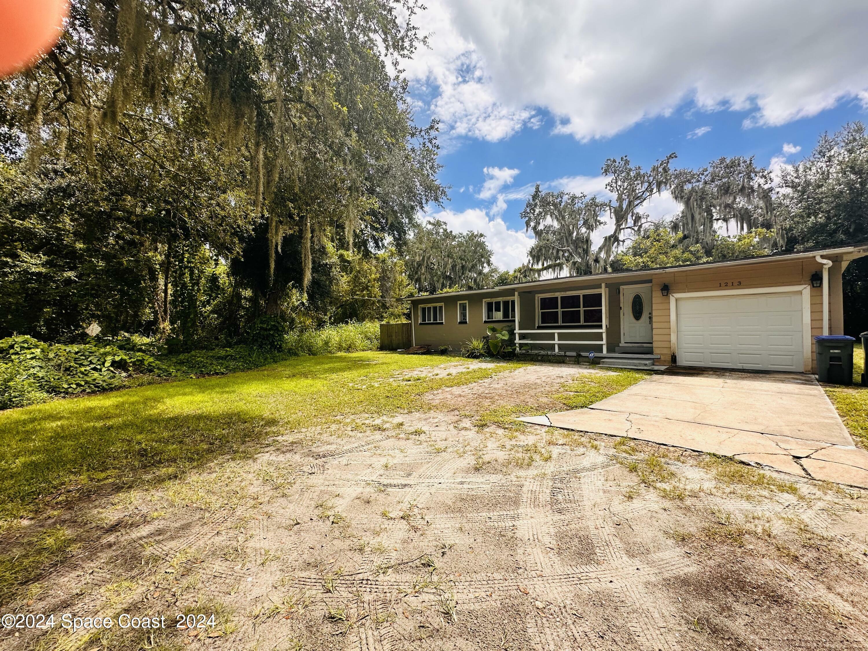 Property Photo:  1213 Ronald Street  FL 32780 