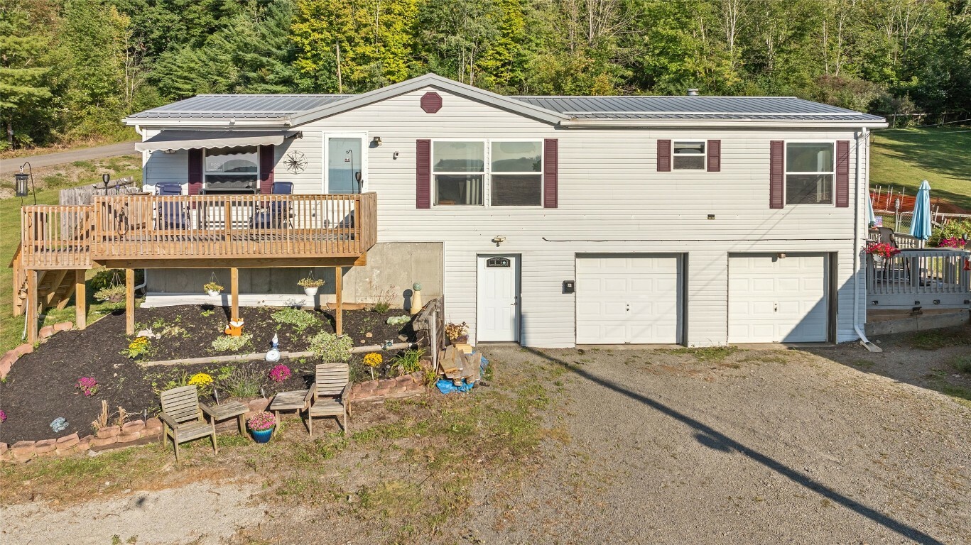 Property Photo:  233 Howard Hill Road  NY 13743 